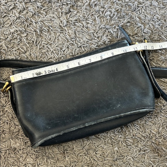 COACH Vintage Classic Black Leather Shoulder Bag / Crossbody Black - Picture 15 of 16